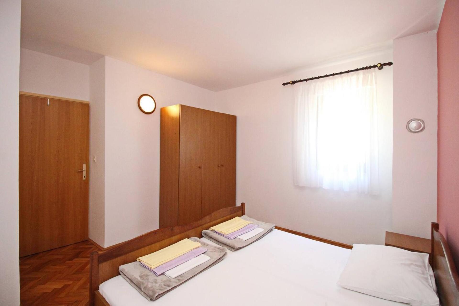 Apartments Karamarko 巴斯卡 外观 照片