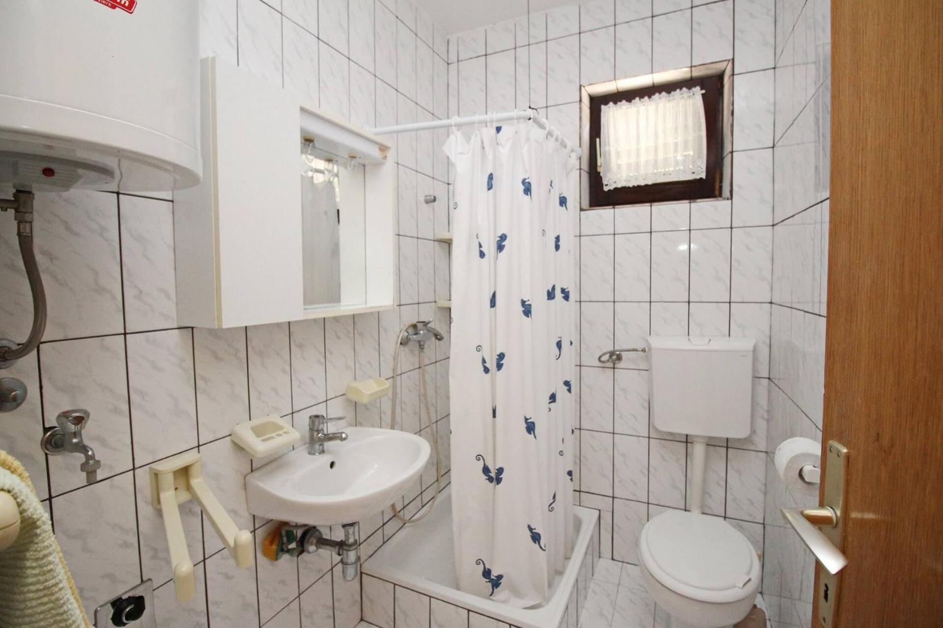 Apartments Karamarko 巴斯卡 外观 照片